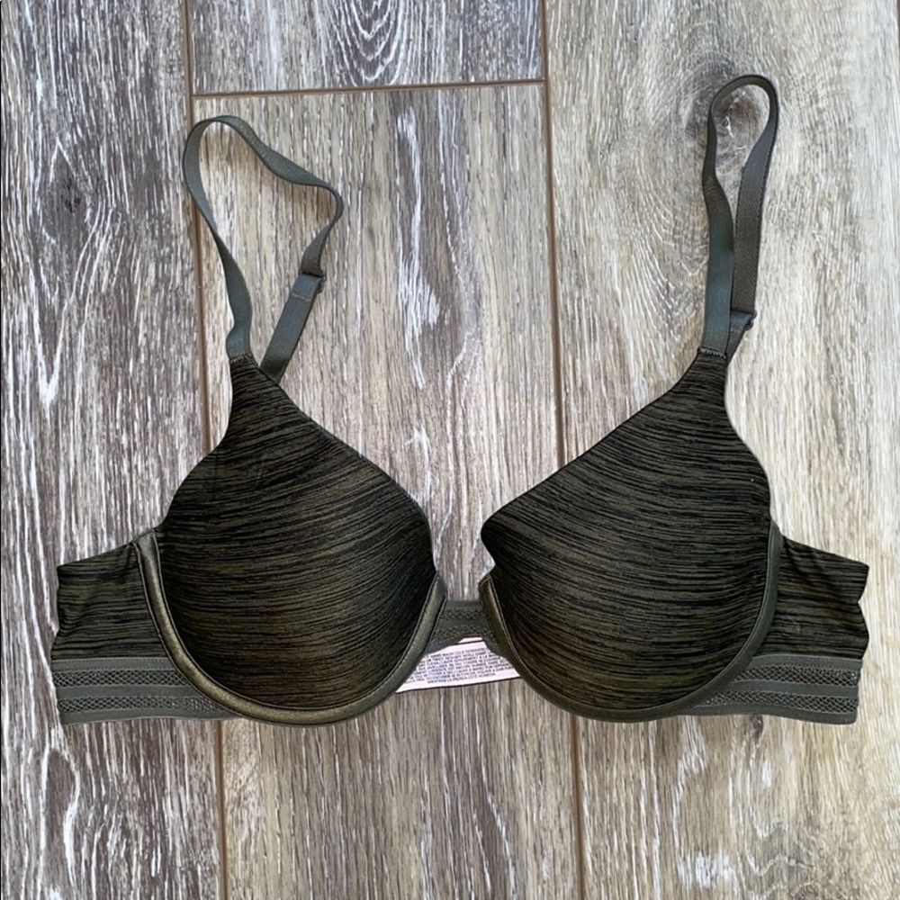 Gently Used (good home) Victoria’s Secret Bra!